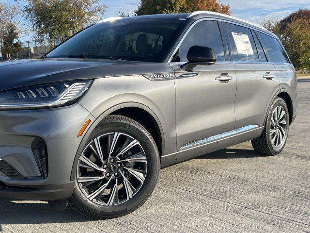 new 2025 Lincoln Aviator car, priced at $61,325