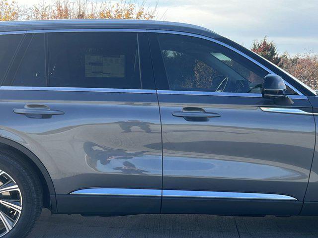 new 2025 Lincoln Aviator car, priced at $61,325