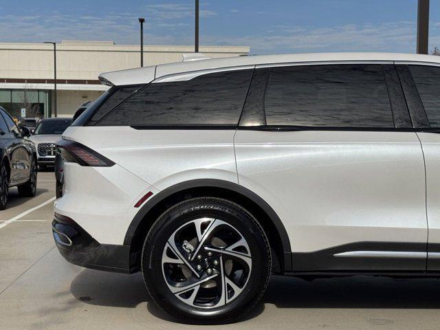 new 2025 Lincoln Nautilus car, priced at $56,385