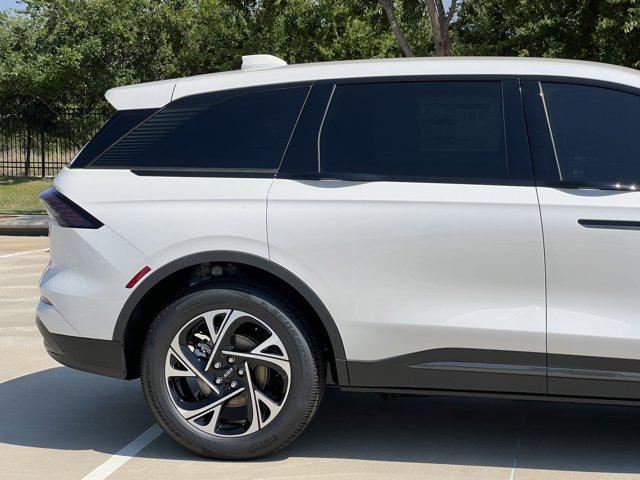 new 2025 Lincoln Nautilus car, priced at $56,146