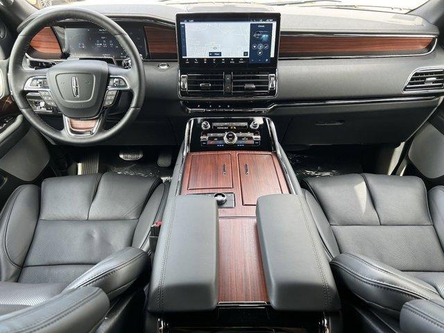 new 2024 Lincoln Navigator car, priced at $100,709