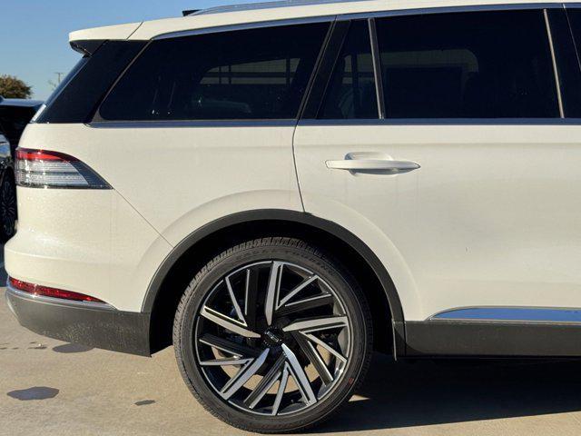 new 2025 Lincoln Aviator car, priced at $83,650