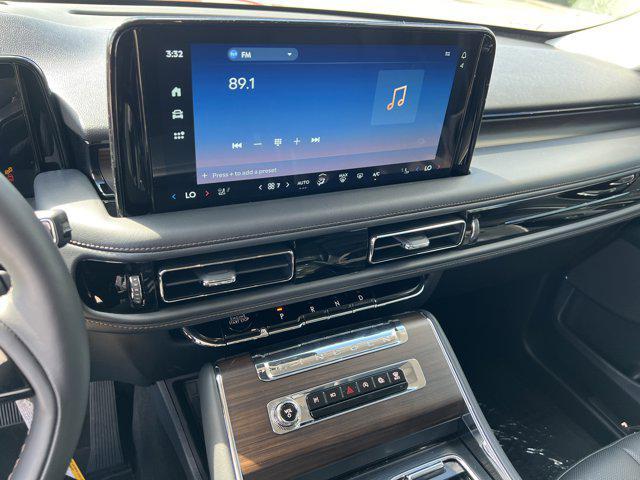 new 2025 Lincoln Aviator car, priced at $65,798