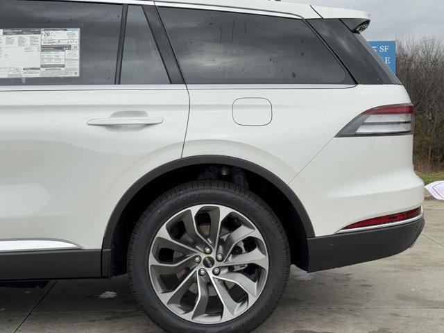 new 2025 Lincoln Aviator car, priced at $73,125