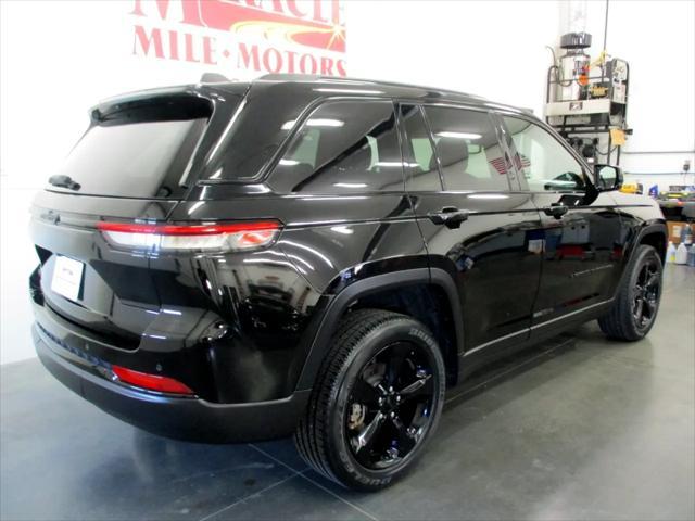 used 2022 Jeep Grand Cherokee car, priced at $34,950