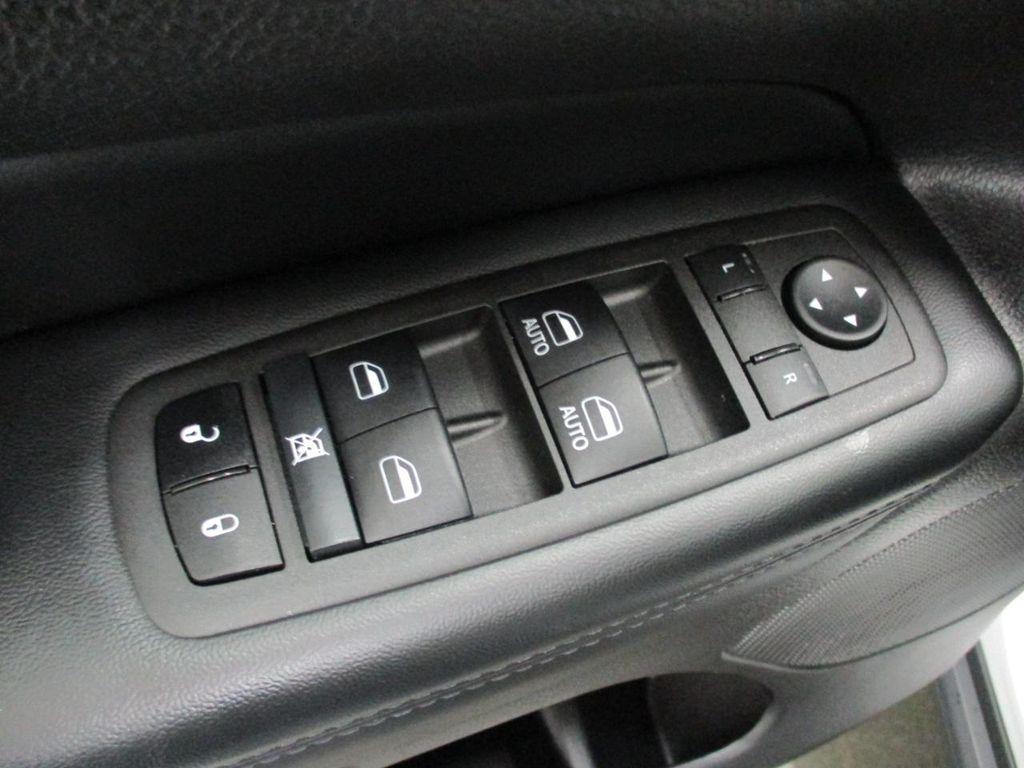 used 2022 Jeep Grand Cherokee car, priced at $30,950