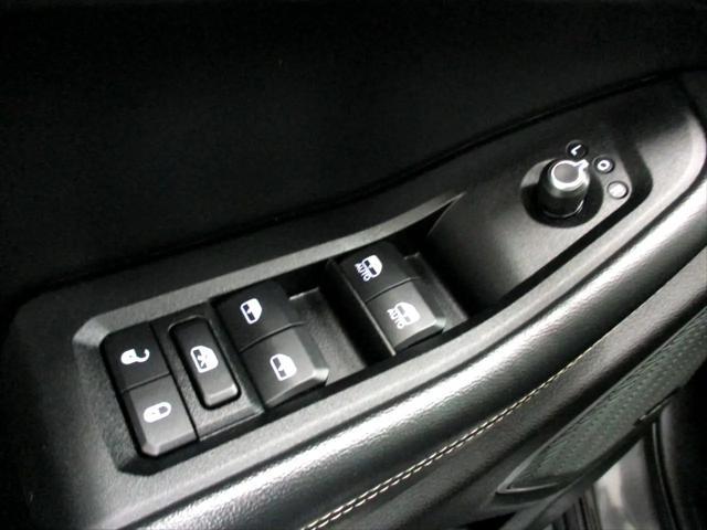 used 2022 Jeep Grand Cherokee car, priced at $34,500