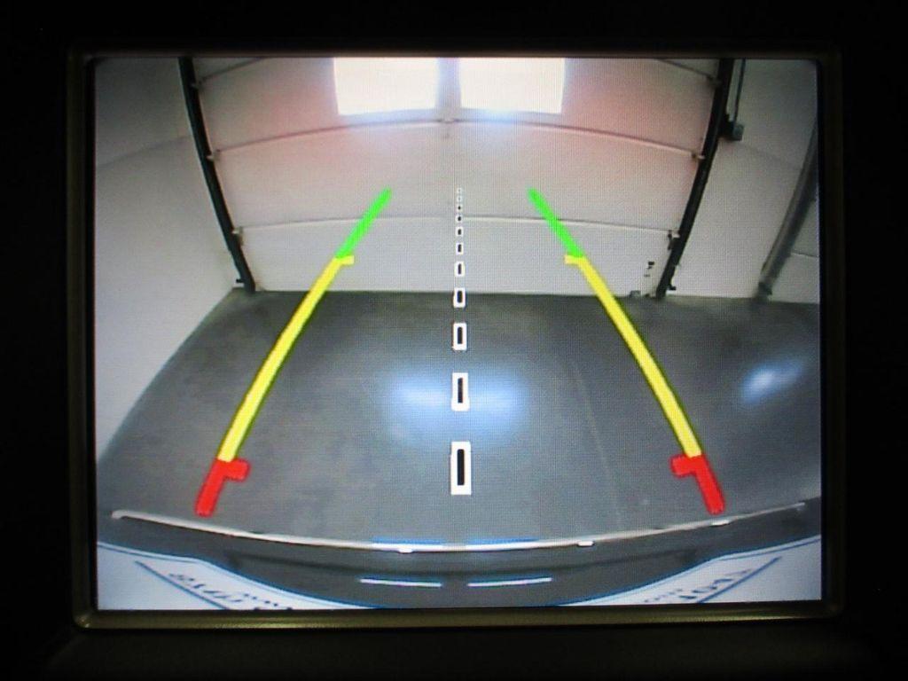 used 2015 Jeep Grand Cherokee car, priced at $16,950