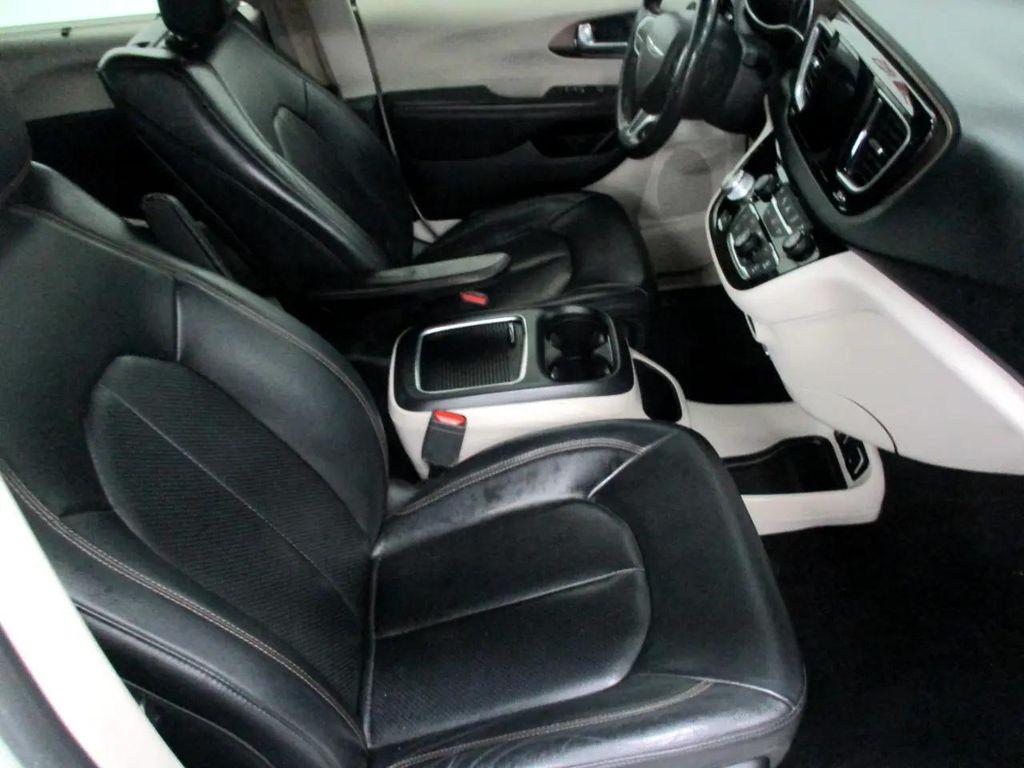 used 2019 Chrysler Pacifica car, priced at $18,500