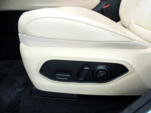 used 2022 Jeep Grand Cherokee car, priced at $29,950