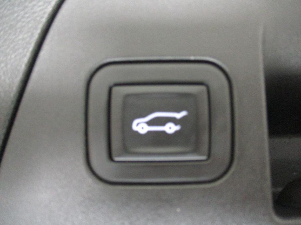 used 2023 Buick Envision car, priced at $26,950