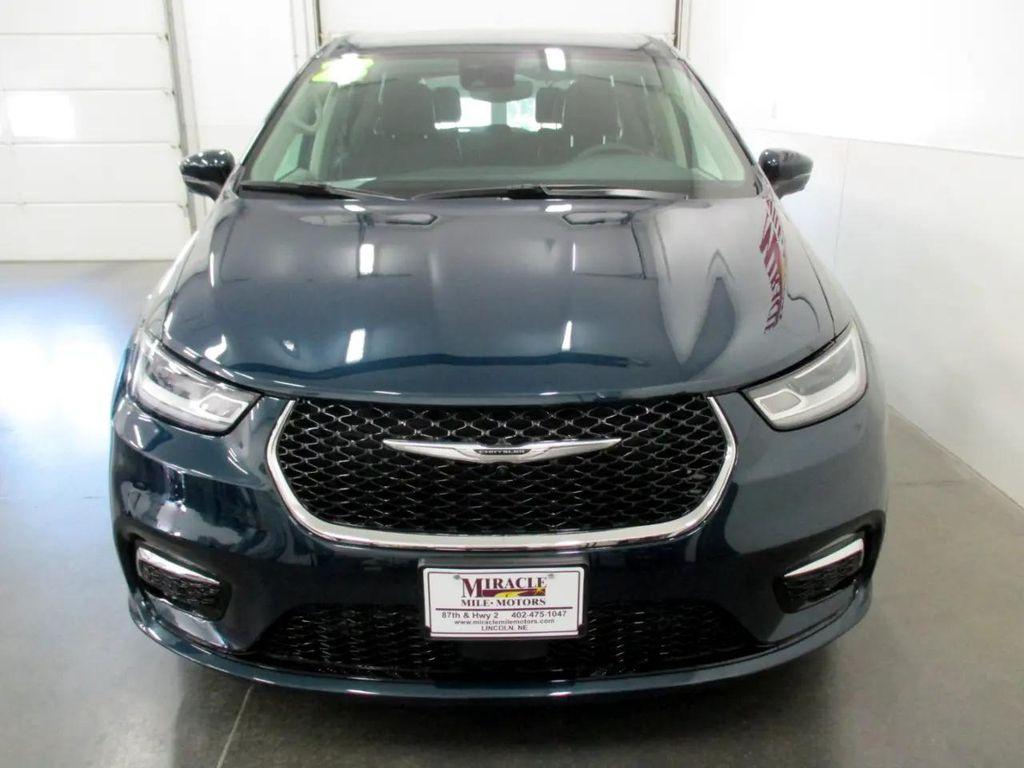 used 2023 Chrysler Pacifica car, priced at $27,500