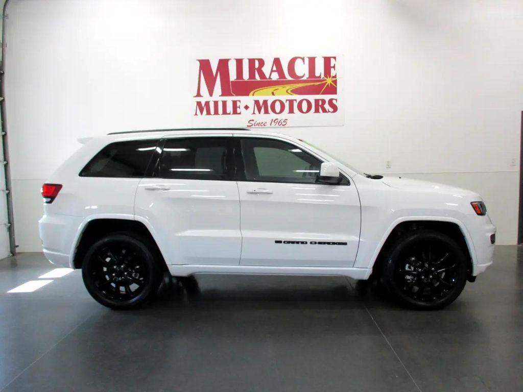 used 2022 Jeep Grand Cherokee car, priced at $31,500