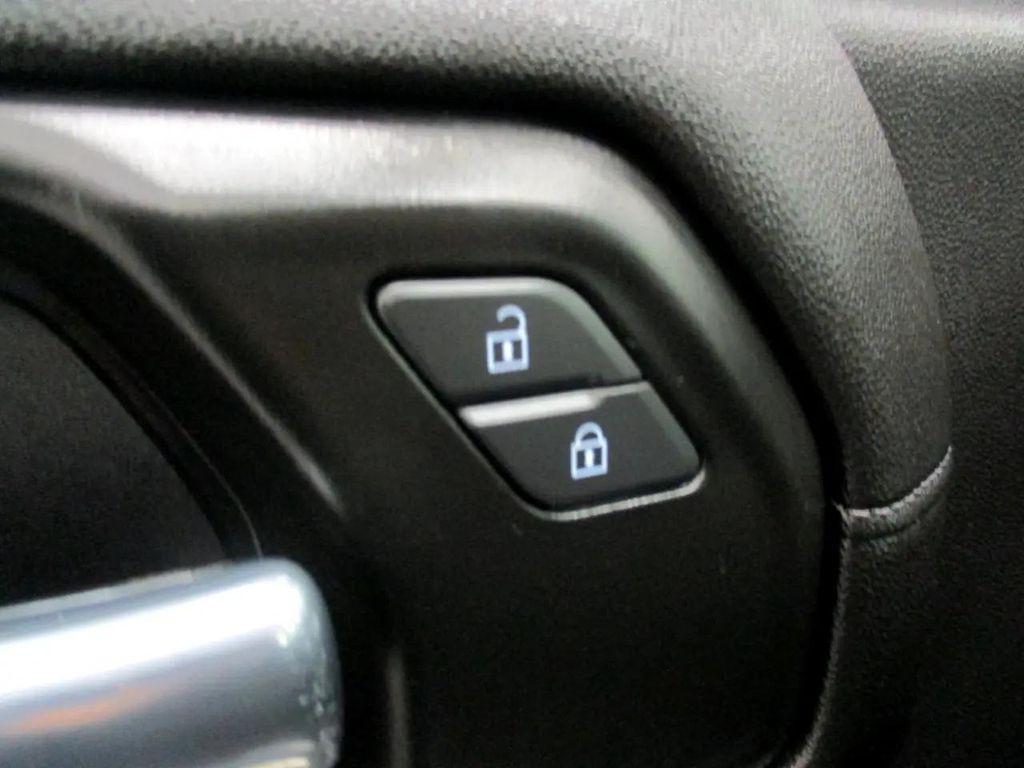 used 2021 Chevrolet Silverado 1500 car, priced at $33,972