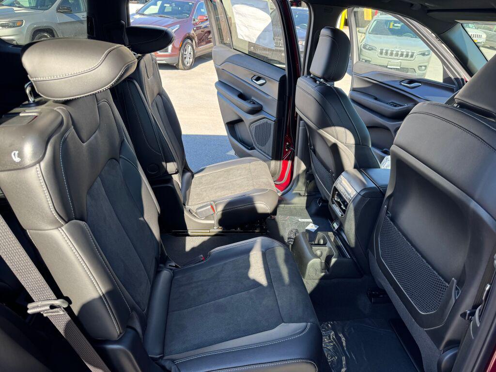 new 2025 Jeep Grand Cherokee L car, priced at $50,375