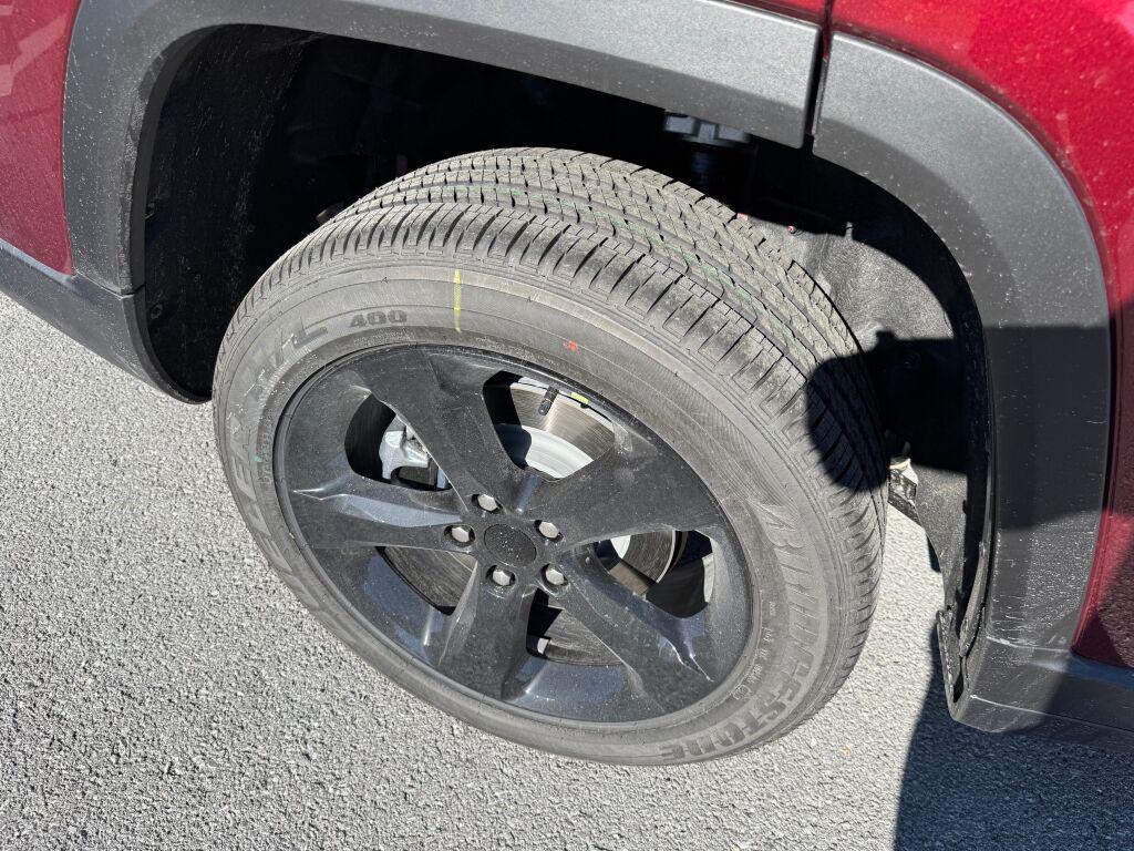 new 2025 Jeep Grand Cherokee L car, priced at $50,375