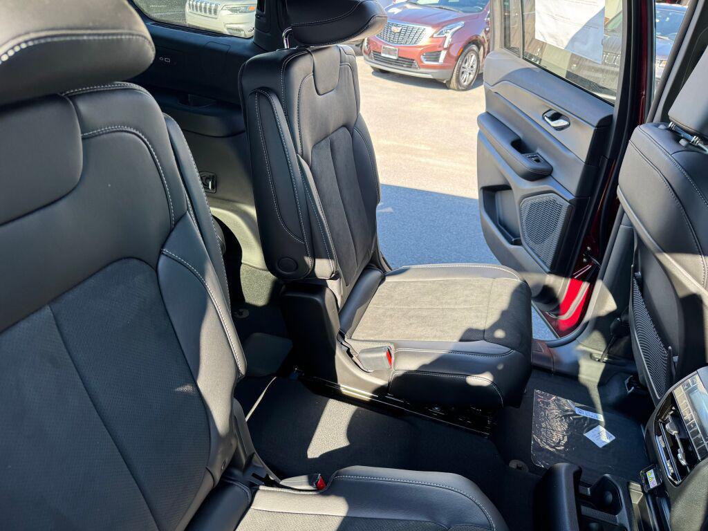 new 2025 Jeep Grand Cherokee L car, priced at $50,375