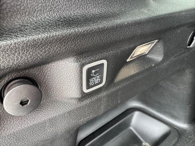 used 2022 Jeep Grand Cherokee L car, priced at $26,995