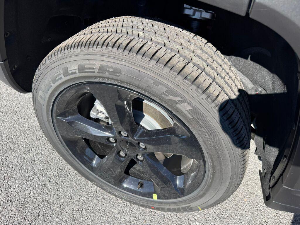 new 2025 Jeep Grand Cherokee car, priced at $48,375