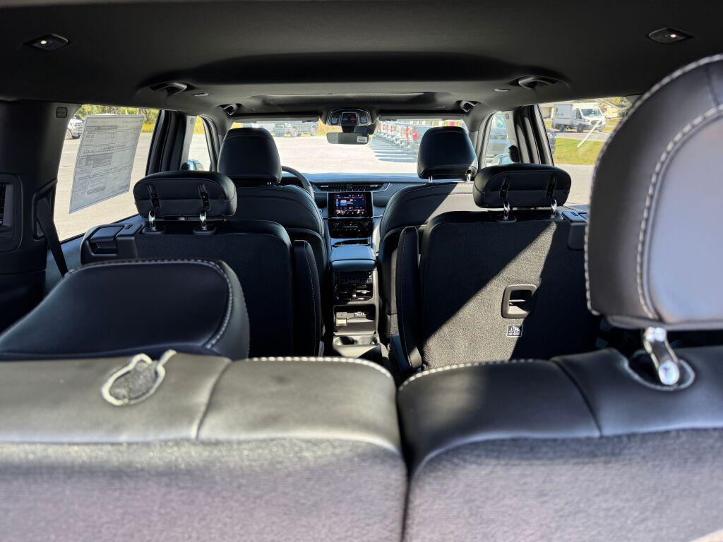 new 2025 Jeep Grand Cherokee L car, priced at $49,780