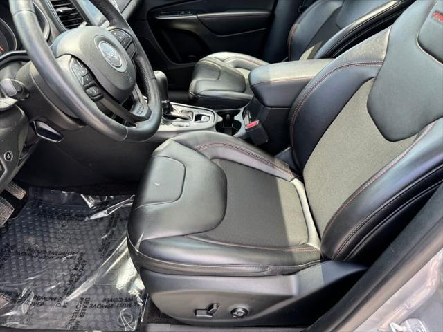 used 2019 Jeep Cherokee car, priced at $21,995