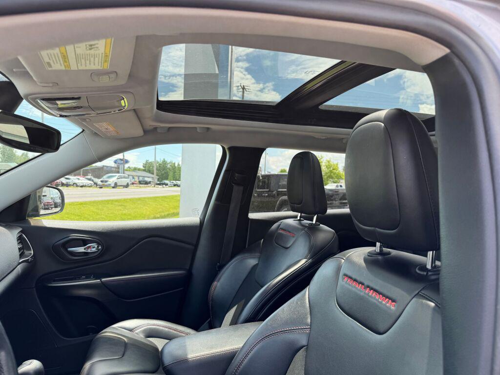 used 2019 Jeep Cherokee car, priced at $21,995
