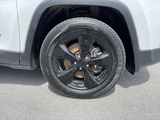 used 2016 Jeep Cherokee car