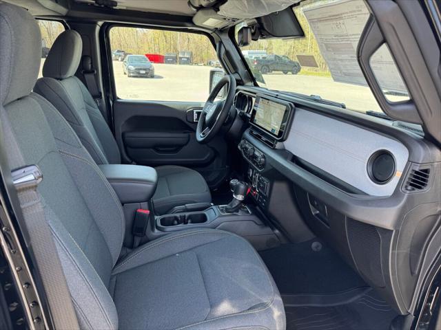 new 2025 Jeep Gladiator car, priced at $51,535