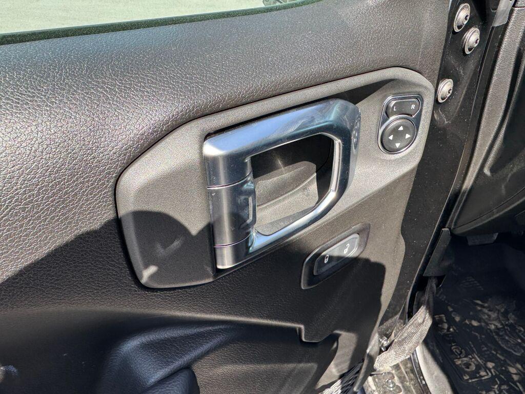 new 2025 Jeep Gladiator car, priced at $51,535