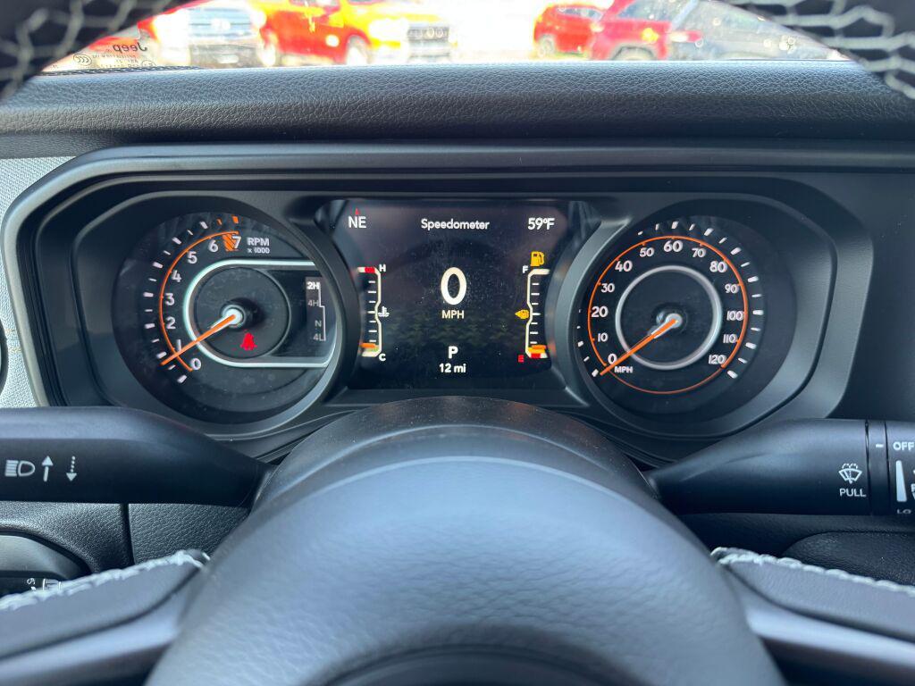 new 2025 Jeep Gladiator car, priced at $51,535