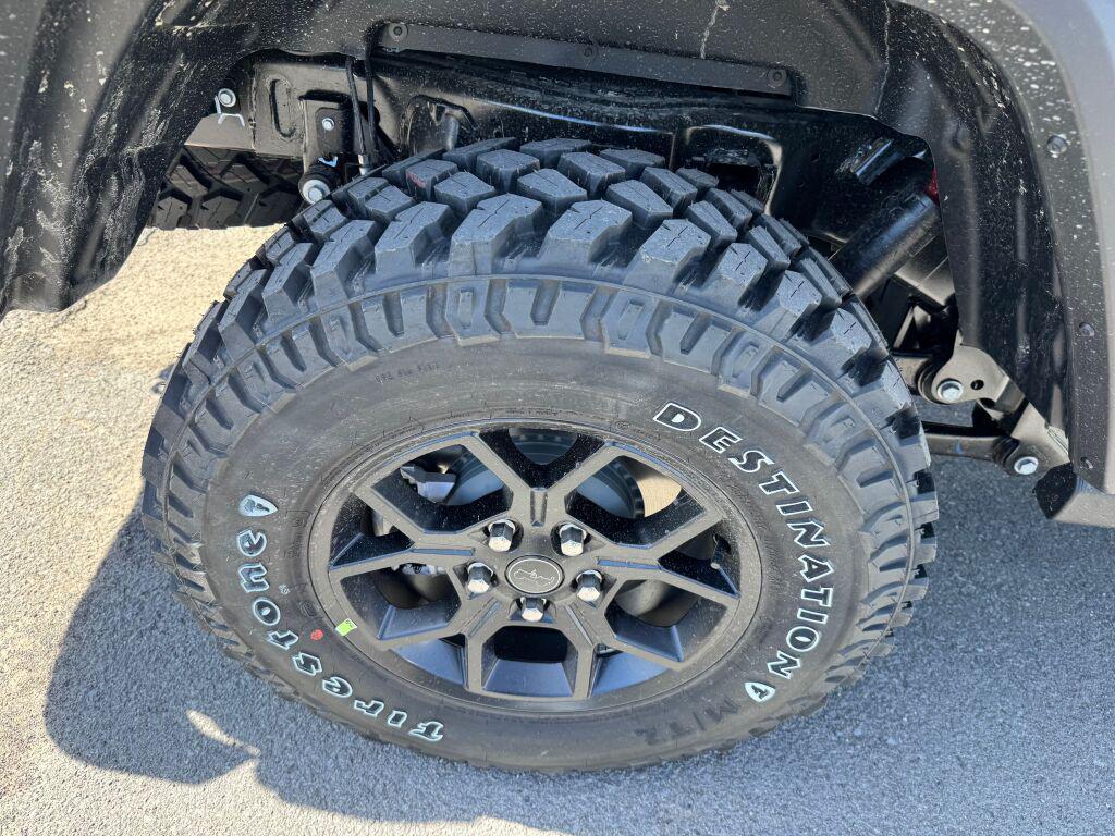 new 2025 Jeep Gladiator car, priced at $51,535