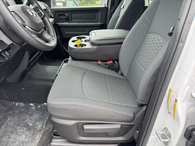 new 2025 Ram 2500 car, priced at $58,275