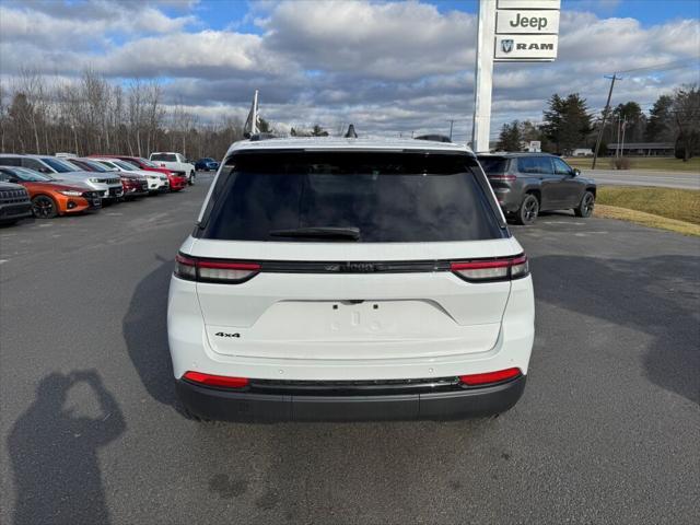 new 2025 Jeep Grand Cherokee car, priced at $47,580