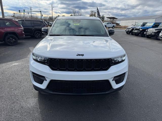 new 2025 Jeep Grand Cherokee car, priced at $47,580