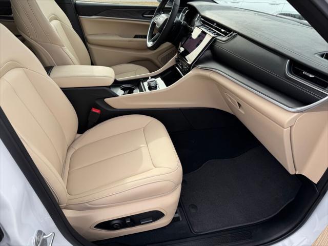 new 2025 Jeep Grand Cherokee L car, priced at $54,790