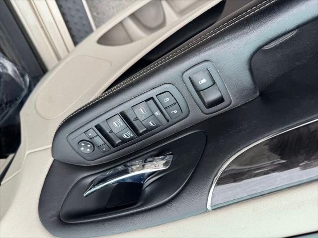 used 2014 Chrysler Town & Country car, priced at $8,995