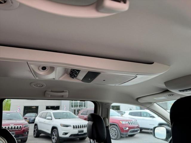 used 2014 Chrysler Town & Country car, priced at $8,995