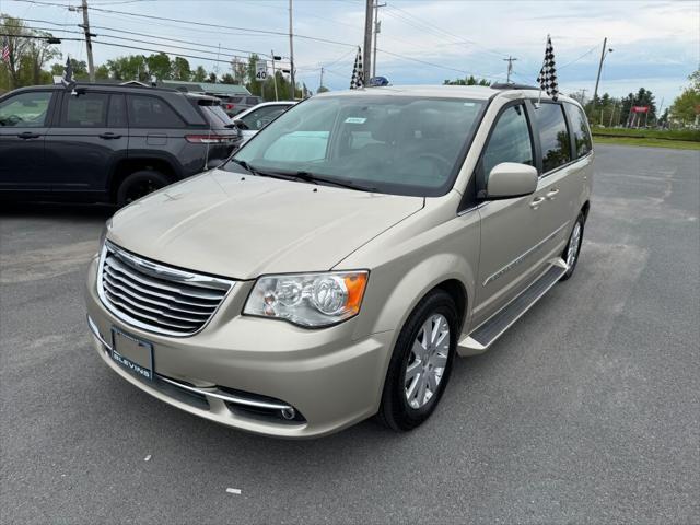used 2014 Chrysler Town & Country car, priced at $8,995