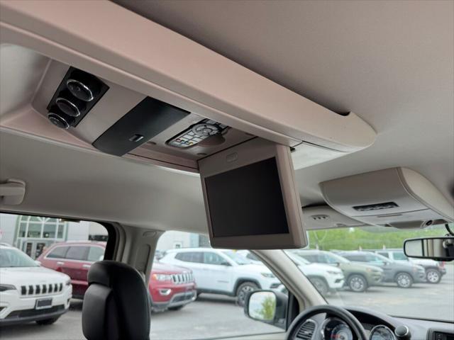 used 2014 Chrysler Town & Country car, priced at $8,995