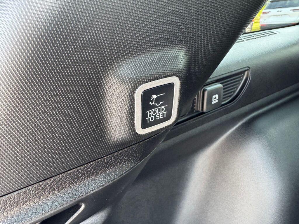 new 2025 Jeep Grand Cherokee car, priced at $52,735