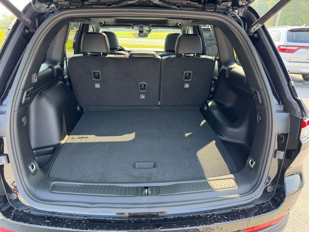 new 2025 Jeep Grand Cherokee car, priced at $52,735
