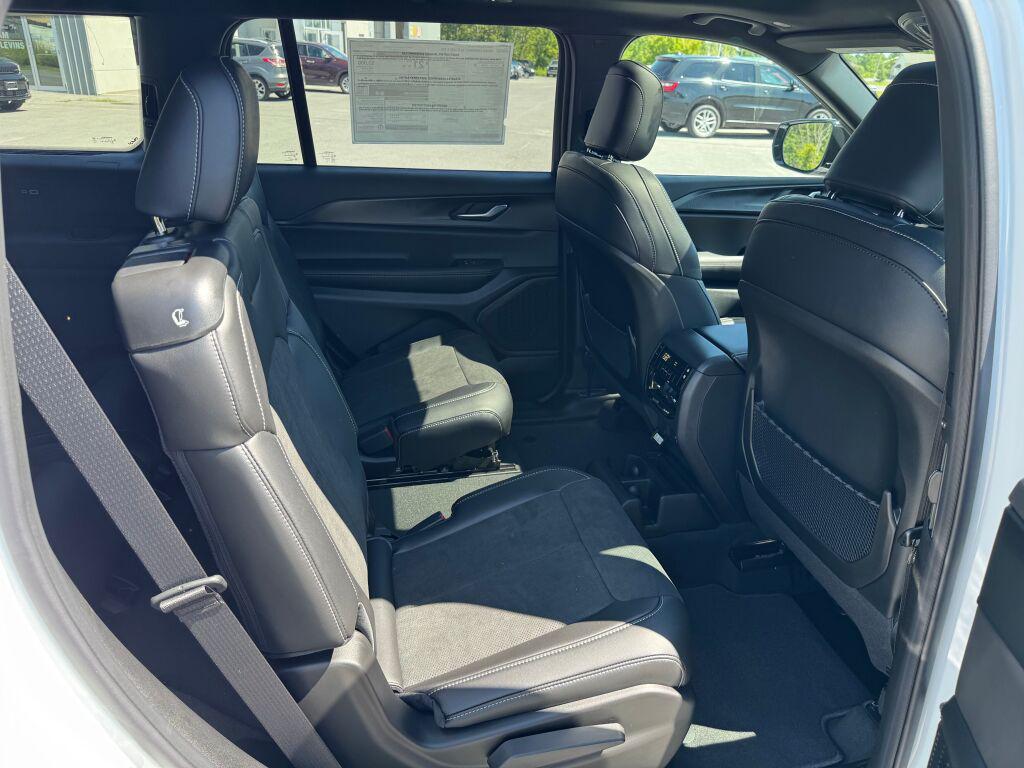 new 2025 Jeep Grand Cherokee L car, priced at $49,780
