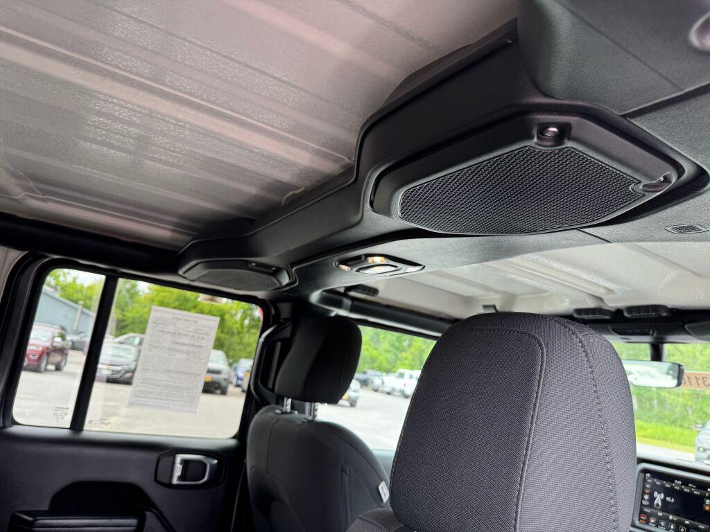 used 2021 Jeep Wrangler Unlimited car, priced at $34,995