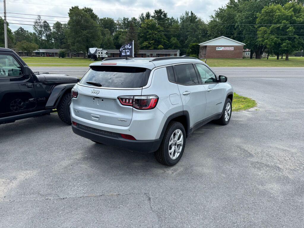 new 2025 Jeep Compass car, priced at $33,435