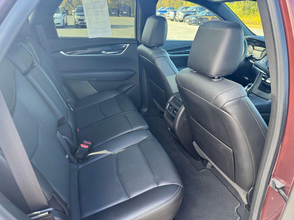 used 2022 Cadillac XT5 car, priced at $30,995