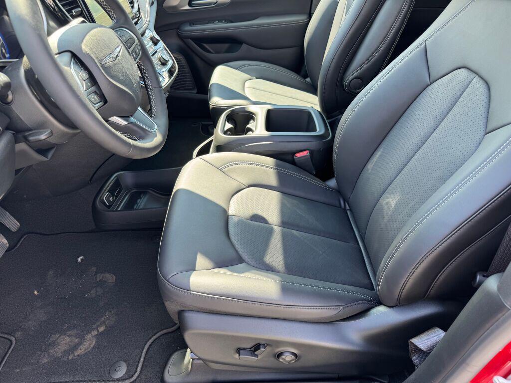 new 2026 Chrysler Pacifica car, priced at $47,950