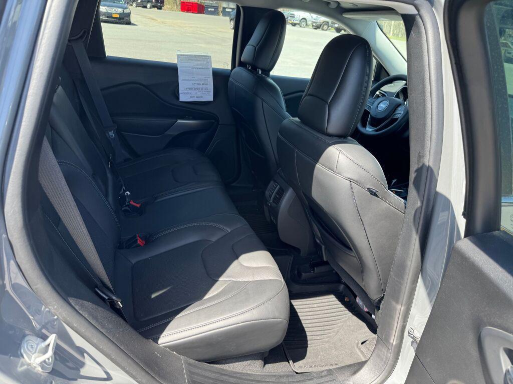 used 2021 Jeep Cherokee car, priced at $23,495