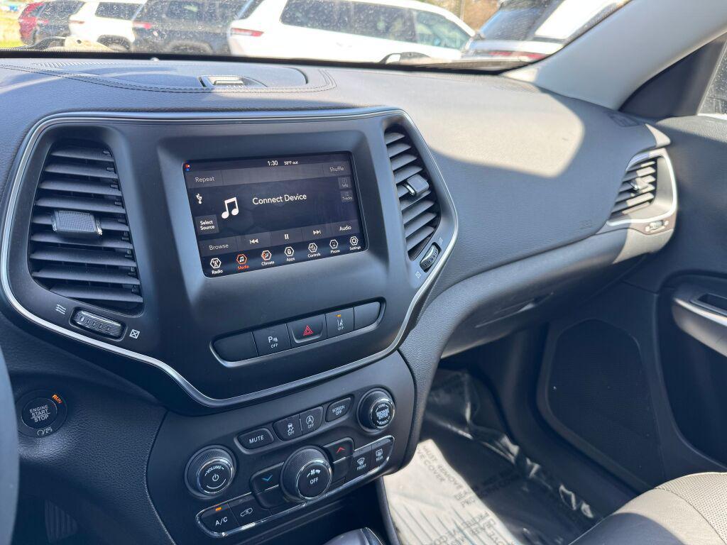 used 2021 Jeep Cherokee car, priced at $23,495