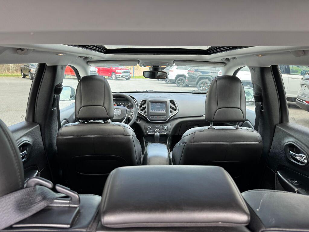 used 2021 Jeep Cherokee car, priced at $20,995