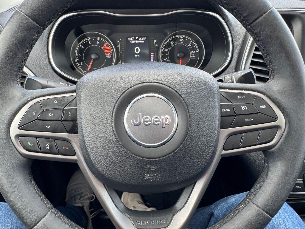used 2021 Jeep Cherokee car, priced at $20,995